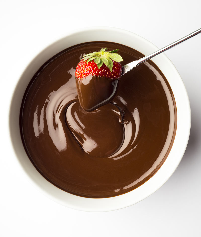 Chocolat noir, blanc et au lait pour fondue