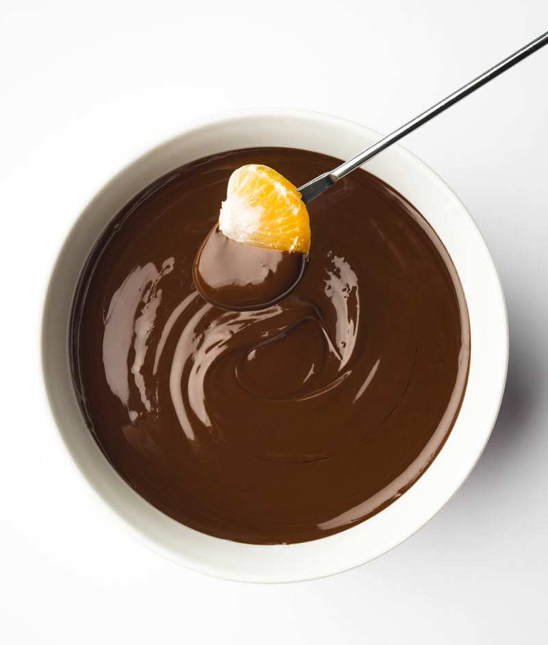Fondue individuelle au chocolat noir et garnitures gourmandes / Recettes /  A Votre Table - Dubé Loiselle