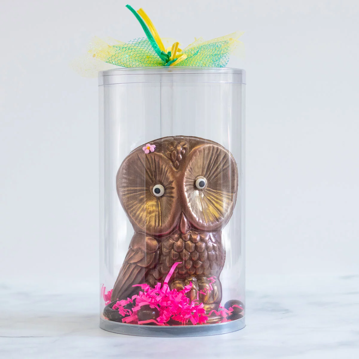Chocolat pour Pâques en forme d'hibou fait dans l'est de Montréal dans Tétreaultville (Mercier-Est).
