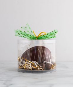 Oeuf en chocolat rempli de Croquenbouche